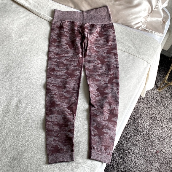 🔥moving sale, make an offer! Gymshark Leggings Bundle! - Picture 3 of 7